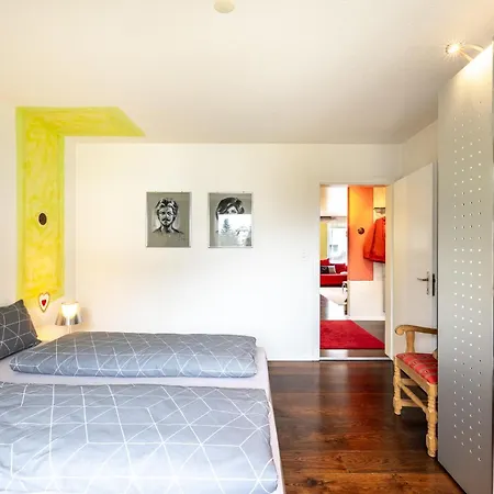 شقة True 2 سكول